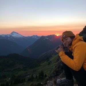 Meet your Posher, Anna